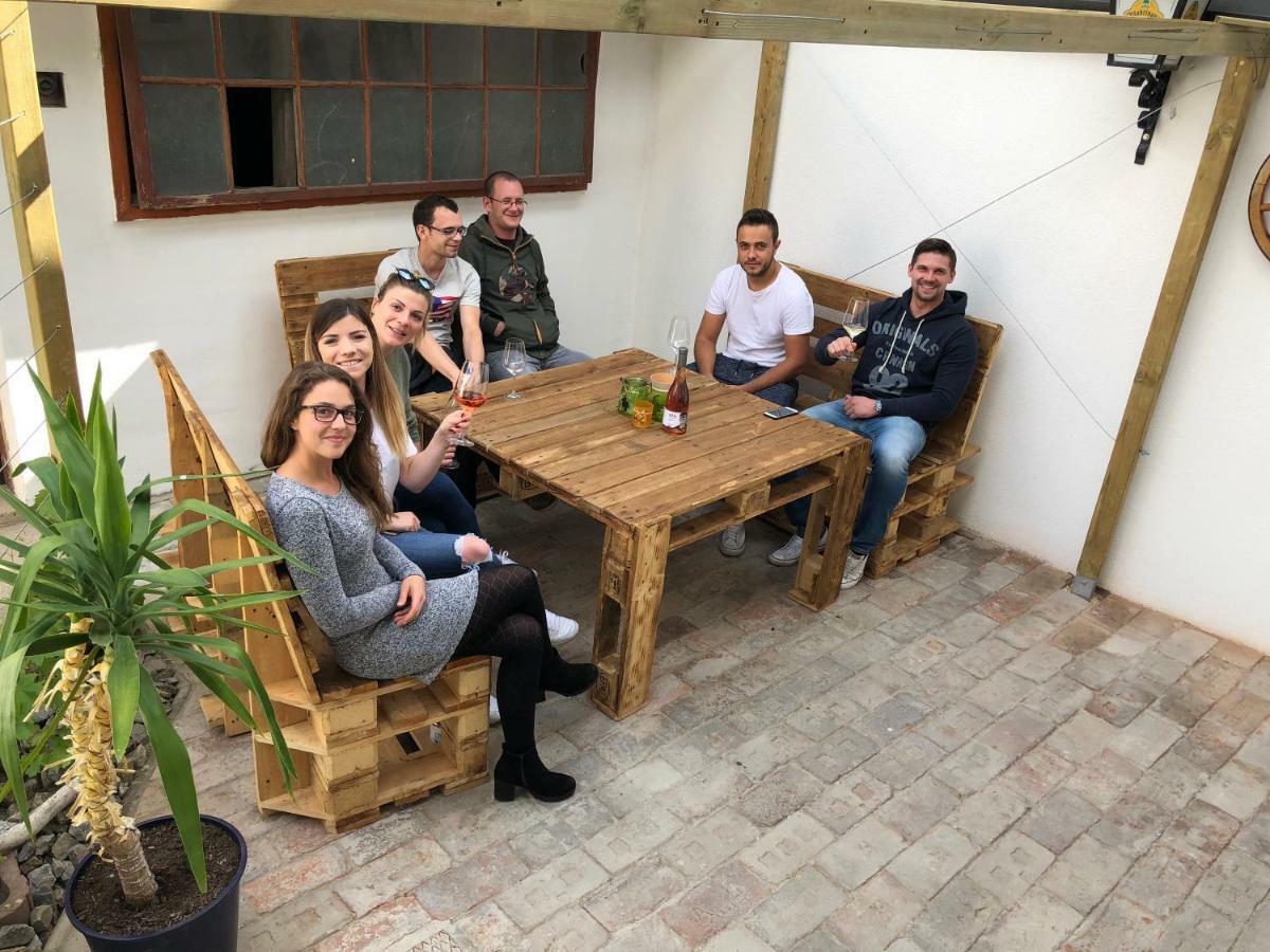 Riesling House Laa Apartment Laa an der Thaya Exterior foto